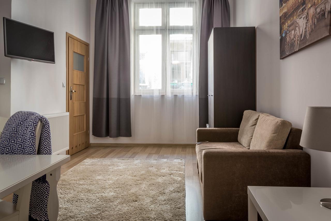 Fragola Budget Apartments & Rooms 크라쿠프 외부 사진
